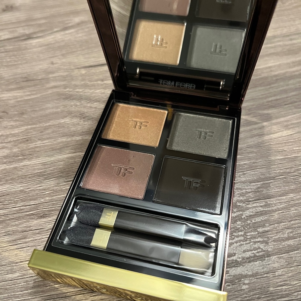 TOM FORD Eye Color Quad in 22 Supernouveau